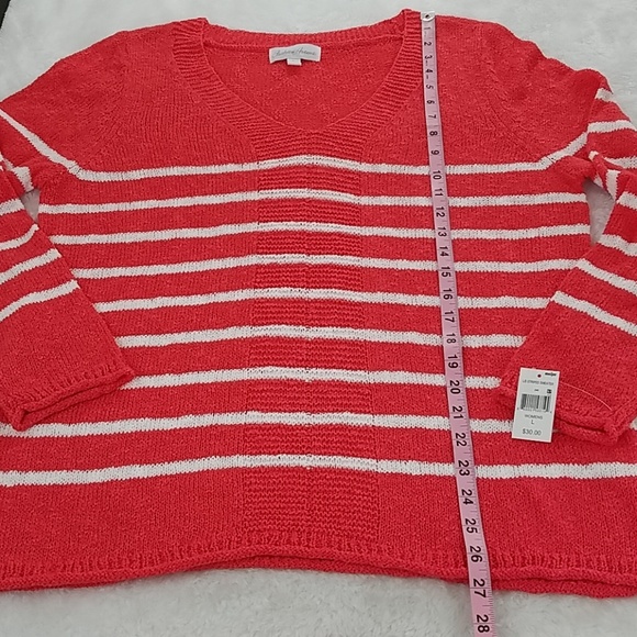 *NWT! Coral & White Lg Striped Long Sleeve sweater - Picture 7 of 7